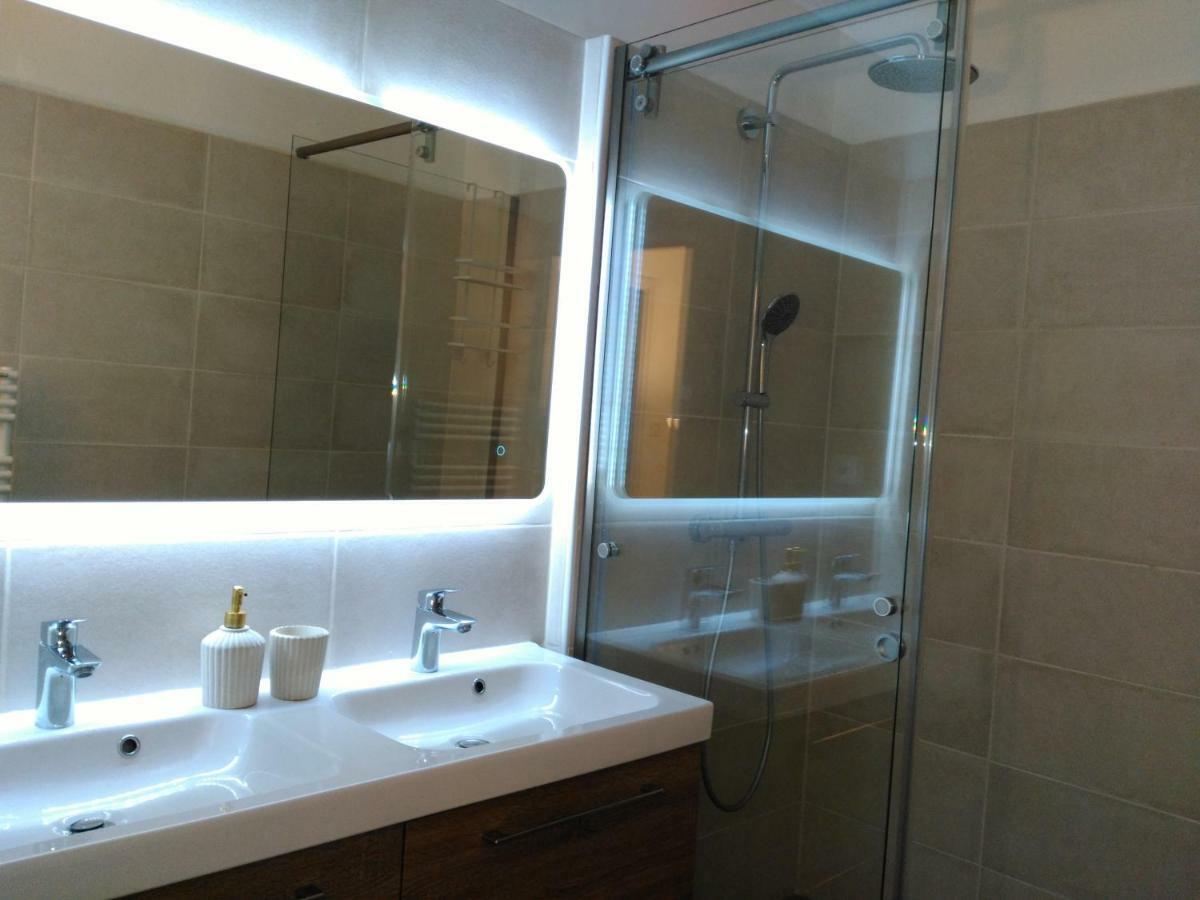 Bel Et Spacieux Appartement De 84 M² Avec Parking Tres Proche Du Metro Garibaldi Lyon Dış mekan fotoğraf